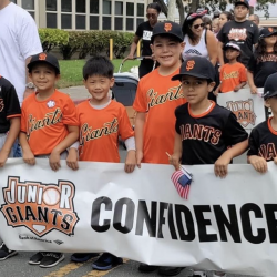 Junior Giants kids in parade
