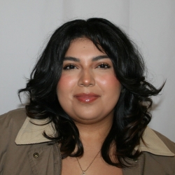 Marianne Flores